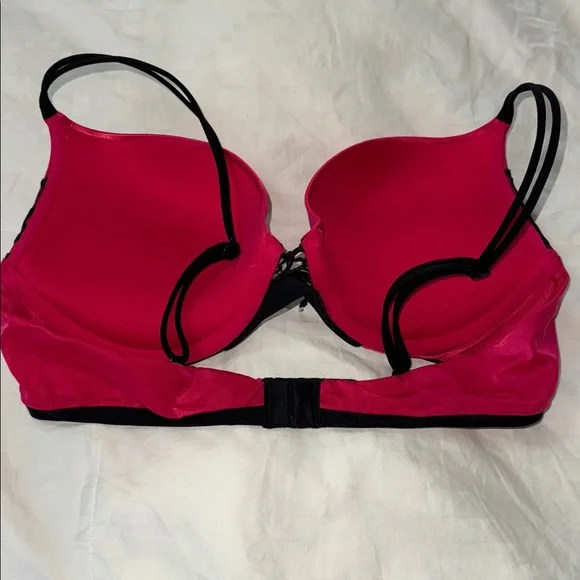 Victoria’s Secret Very Sexy Push-Up Bra - Picture 3 of 5